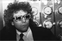 an early promo shot of Pete with funky glasses